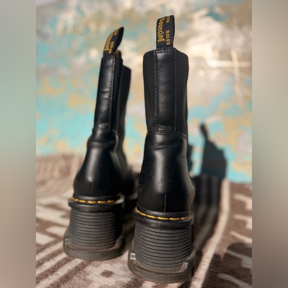 Dr Martens Corran Chelsea Atlas Heeled Boots - Picture 8 of 12